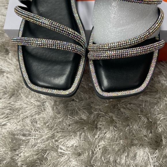 H2K Black with bling flip flop shoe - Picture 7 of 9